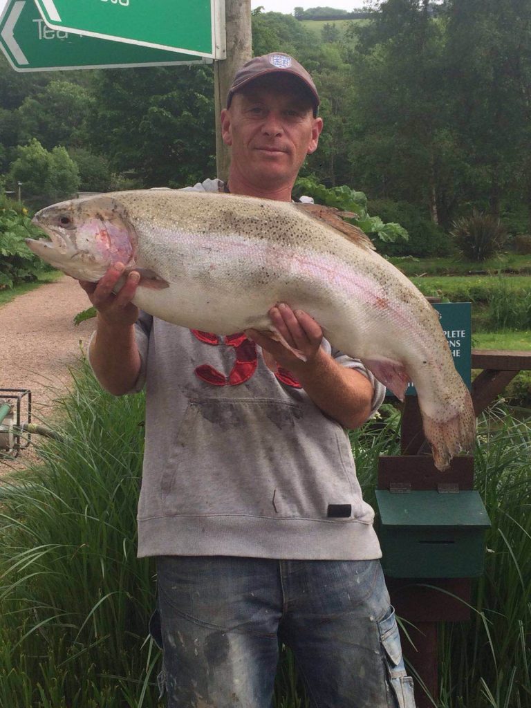 Gavin Colwill 18lb rainbow